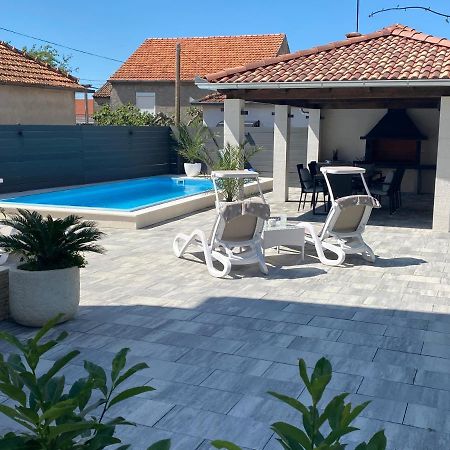 Breitling Apartments With Pool Biograd Na Moru Eksteriør bilde