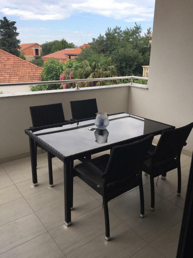 Breitling Apartments With Pool Biograd Na Moru Eksteriør bilde