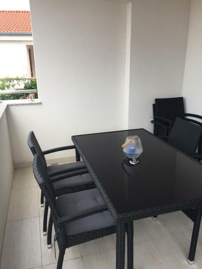 Breitling Apartments With Pool Biograd Na Moru Eksteriør bilde