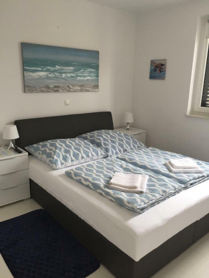 Breitling Apartments With Pool Biograd Na Moru Eksteriør bilde